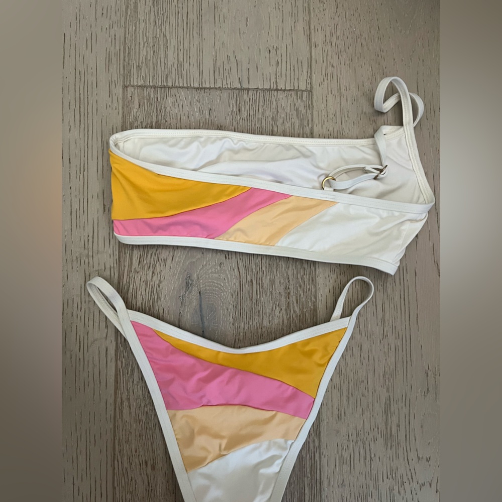 L*Space Daybreak bikini - Picture 3 of 7
